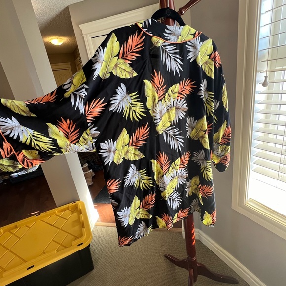 Forever 21+ sz 2x floral kimono - Picture 2 of 4